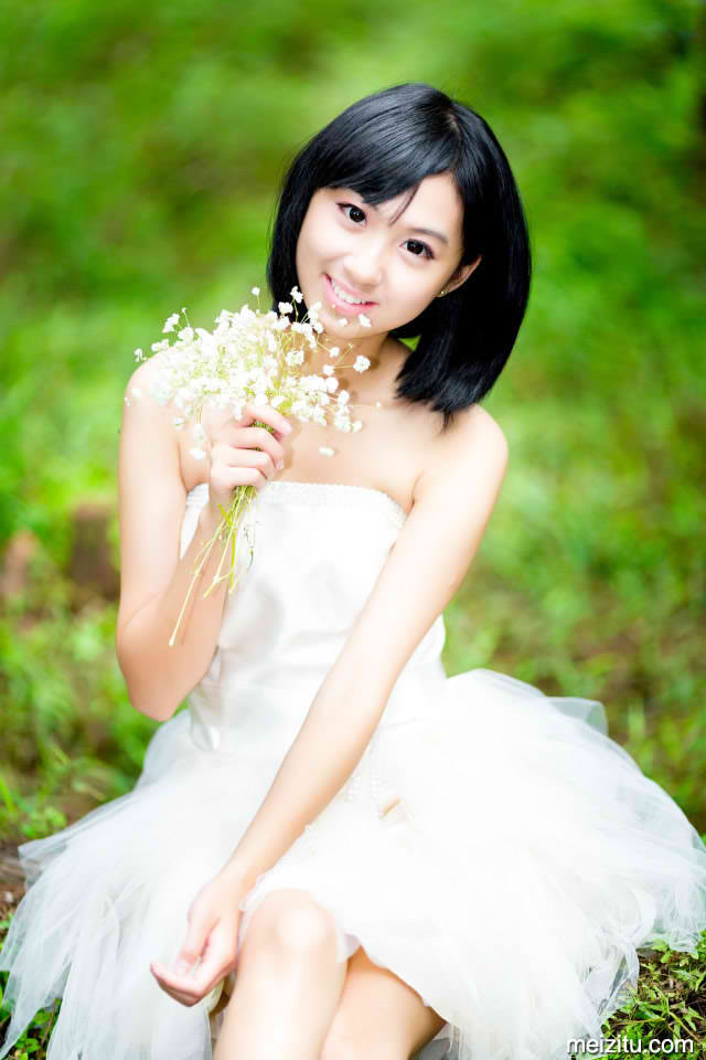 男人的肌肌插入女人的肌肌里
